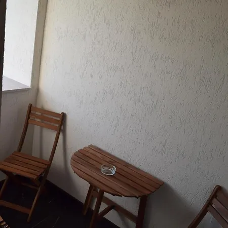 Airport Karoly Guest house Vecses