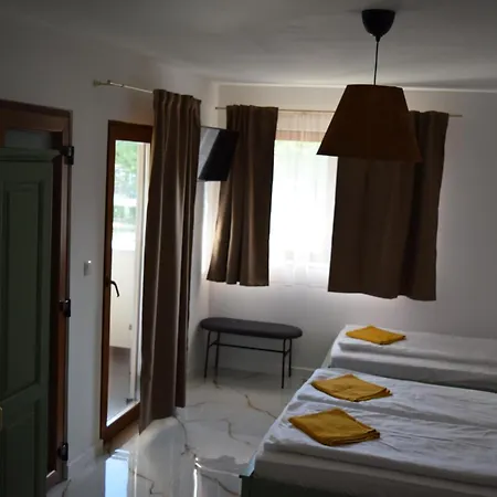 Guest house Airport Karoly Vecses