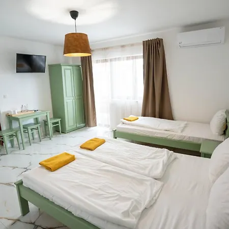Maison d'hôtes Airport Karoly 3*